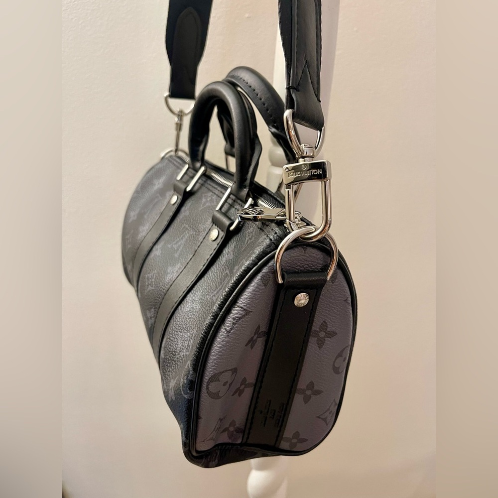 👝Monogram Handbag 👝 - Picture 5 of 11